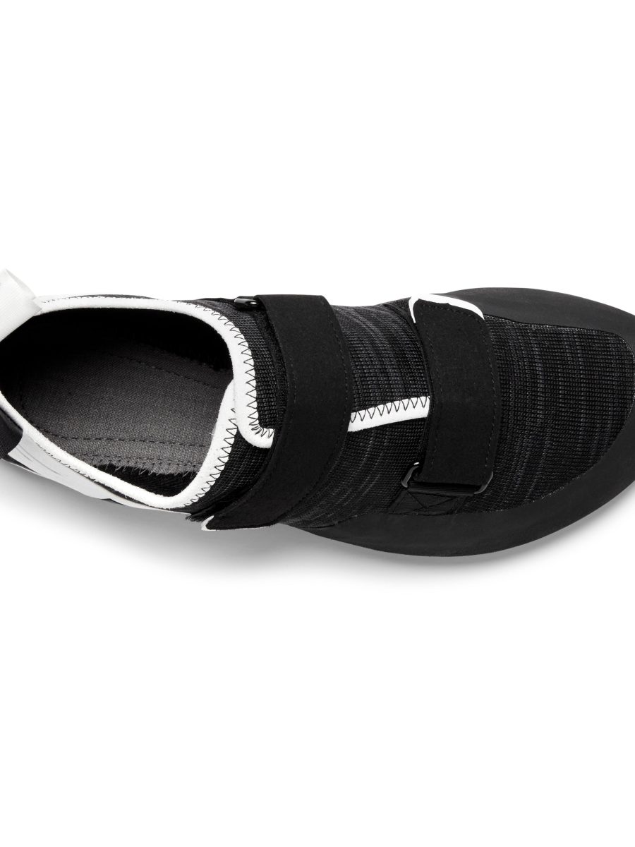 Men's Momentum Climbing Shoes - Past Season