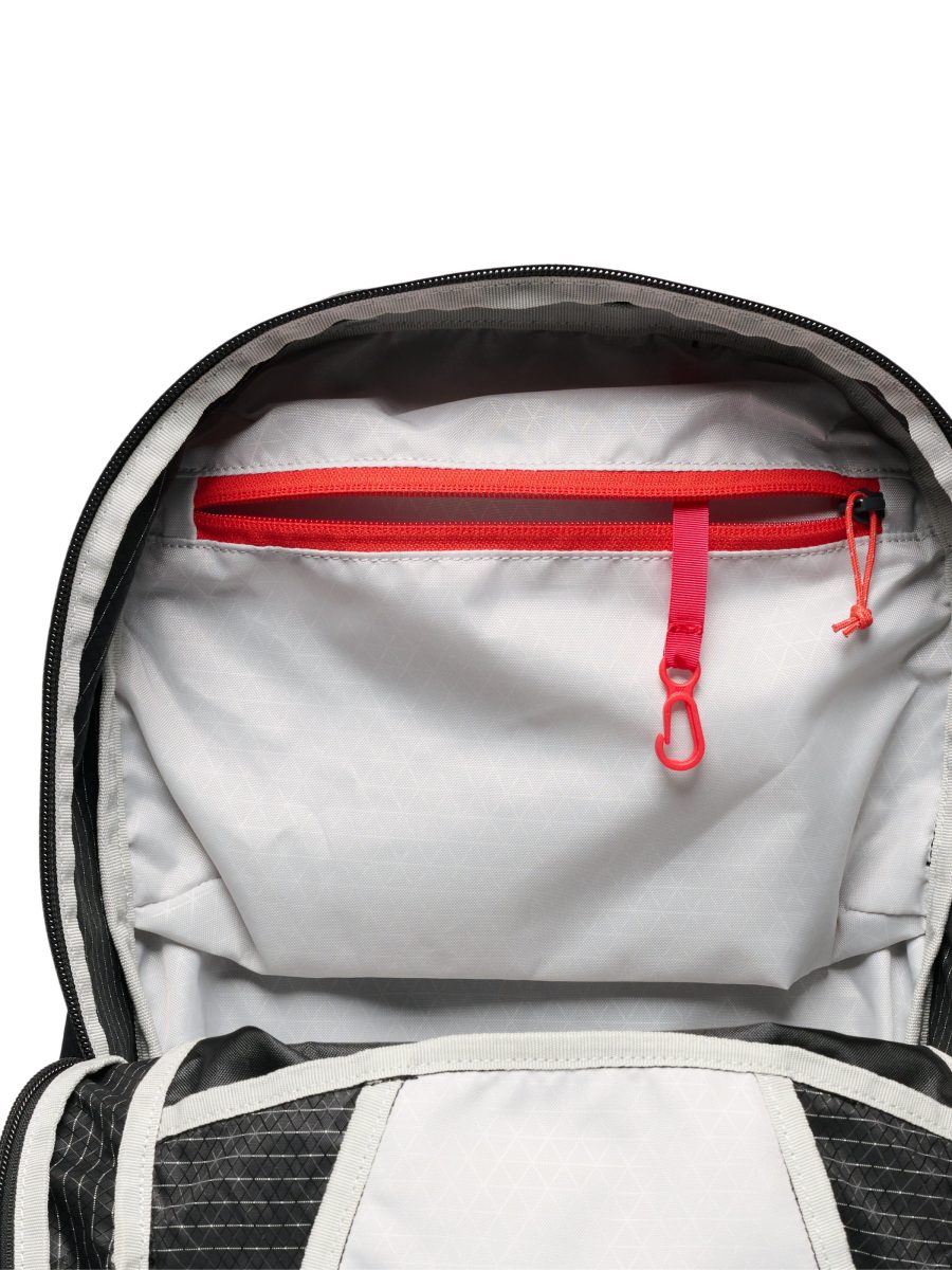 Women's Pursuit 15 Backpack