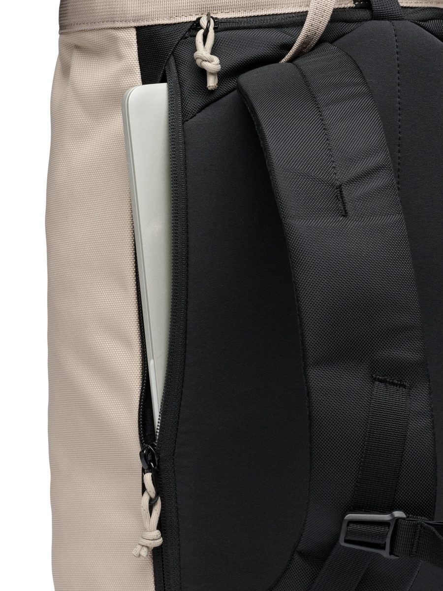 Street Creek 24 Backpack