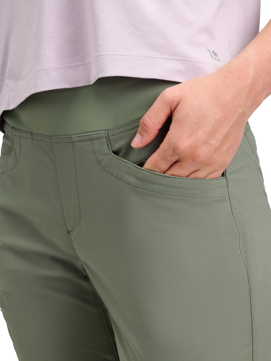 Women's Technician Jogger Pants